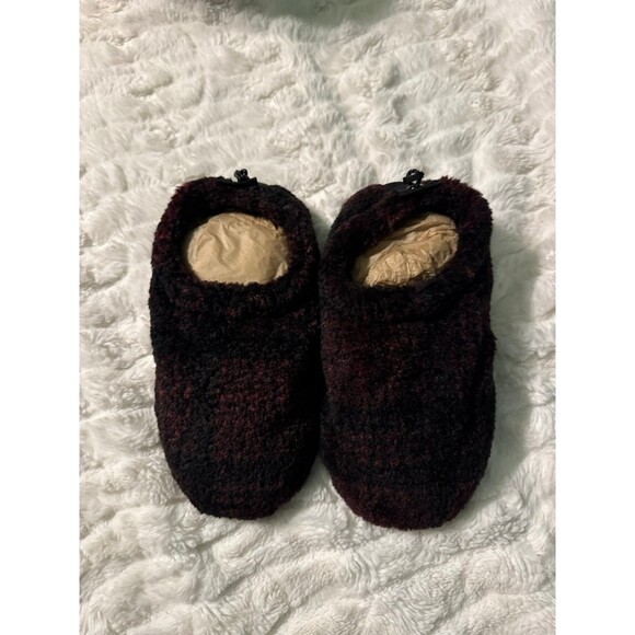 Skims Fleece Unisex Slippers - Picture 6 of 7